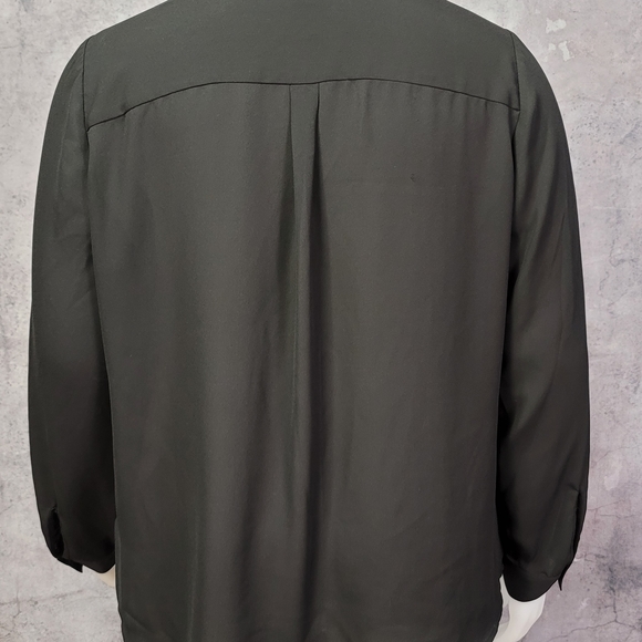 Black button up Shirt - Picture 3 of 5